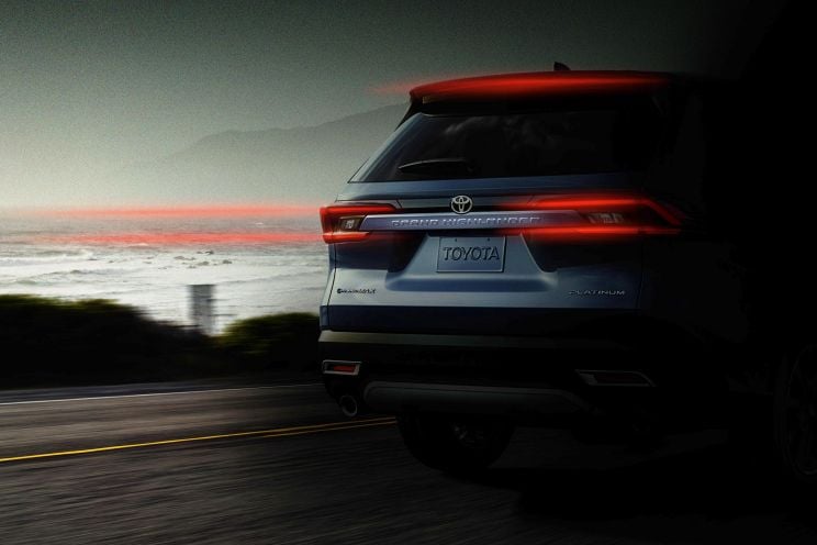 Toyota Grand Highlander teases new Hybrid Max powertrain