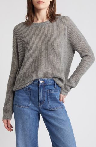 Ribbed crew neck sweater