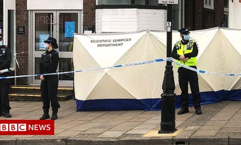 Man, 23, dies after triple stabbing in Lymington