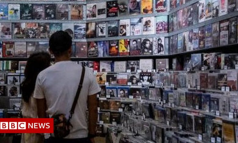 Hong Kong passes new film censorship law
