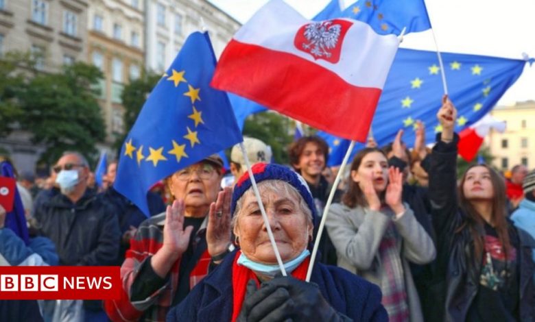 Poland told to pay €1m a day in legal row with EU
