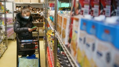 Canadian food banks facing surge in demand