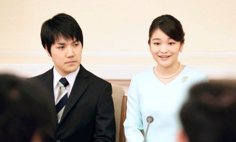 Japanese princess marries commoner in subdued end to royal saga
