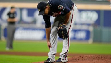 Charlie Morton: Braves pitcher fractures bone in his leg, leaves World Series game in third inning