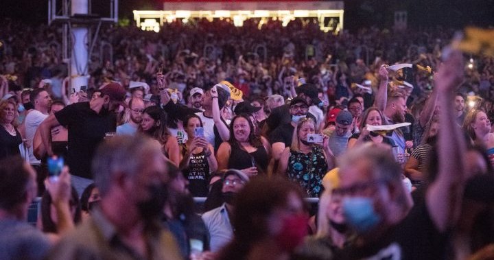 COVID-19: Ontario music venues get clearance to hold standing shows, operate at full capacity