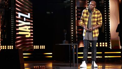 Dave Chappelle Inducts Jay-Z Into Rock Hall With Unapologetic Speech – The Hollywood Reporter