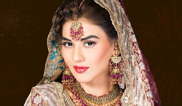 10 Ways for Instant Beauty Makeover at Diwali Parties