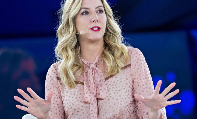 Spanx's Sara Blakely marks Blackstone deal by giving staff $10K, 1st class flights