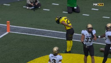 Oregon jumps out to 7-0 lead over Colorado after Travis Dye 10-yard TD reception