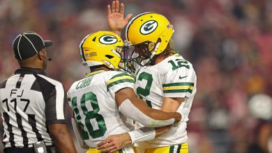 Aaron Rodgers, Randall Cobb help fuel Packers