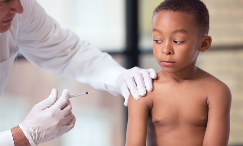 FDA advisers back Pfizer COVID vaccine for young kids