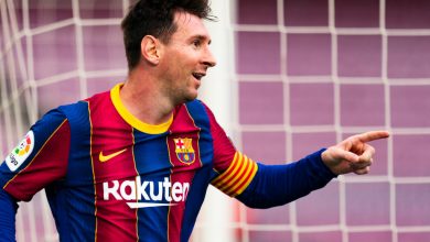 Lionel Messi Reportedly To Stay With FC Barcelona for Five More Years for Half of His Previous Wages : SOCCER : Sports World News