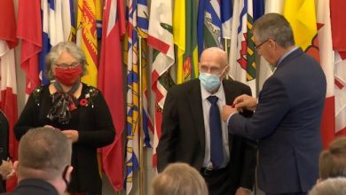 2021 campaign launched in Saskatchewan with 1st poppies handed out