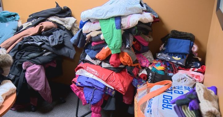 Winter clothing drive underway in Edmonton for city’s most vulnerable - Edmonton