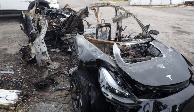 Tesla hit 90 mph in a 30 mph zone before fatal Florida crash