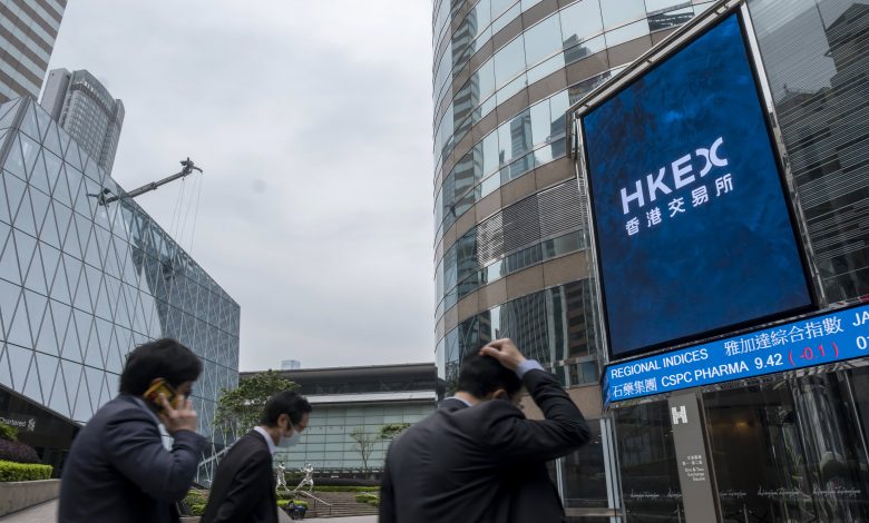 Chinese property stocks fall, developer Kaisa shares halted