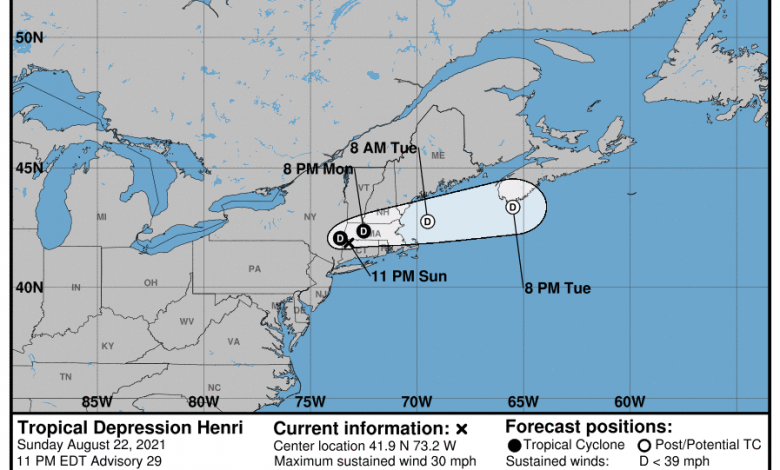 Tropical Tidbits - [Sat / Aug 21] Hurricane Henri Nears makes landfall in New England