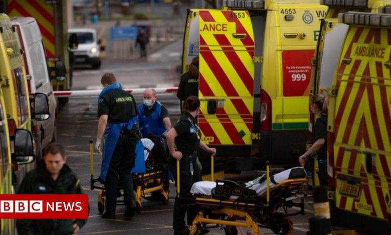 Research shows ambulances forced to queue daily outside A&Es
