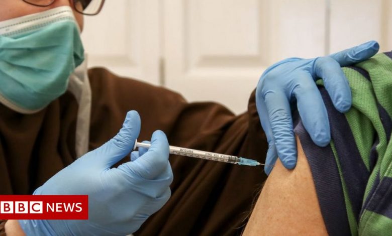 Covid: Unvaccinated urged to come forward before winter