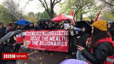 COP26: Tens of thousands match for Glasgow's biggest COP26 protest