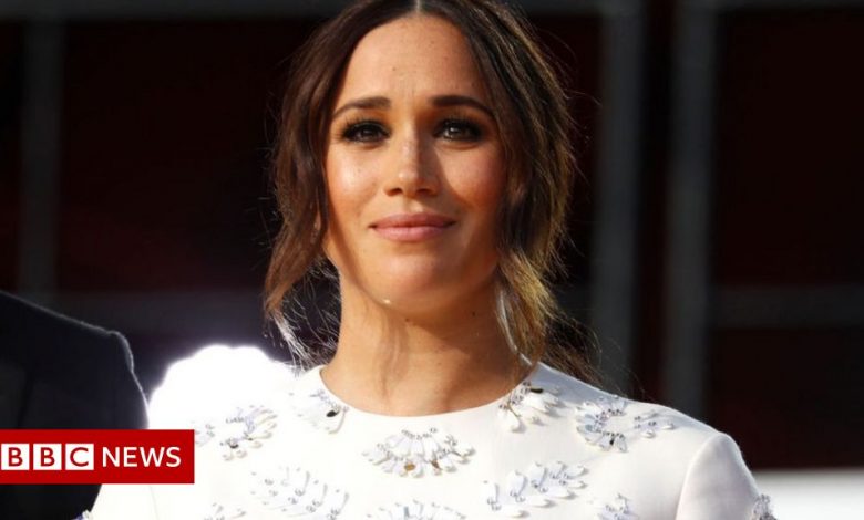 Duchess of Sussex apologises to court for biography exchanges