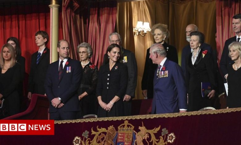 Royals pay tribute at Royal Albert Hall in Festival of Remembrance