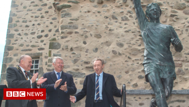 Sir Alex Ferguson helped inaugurate the Denis Law statue in Aberdeen
