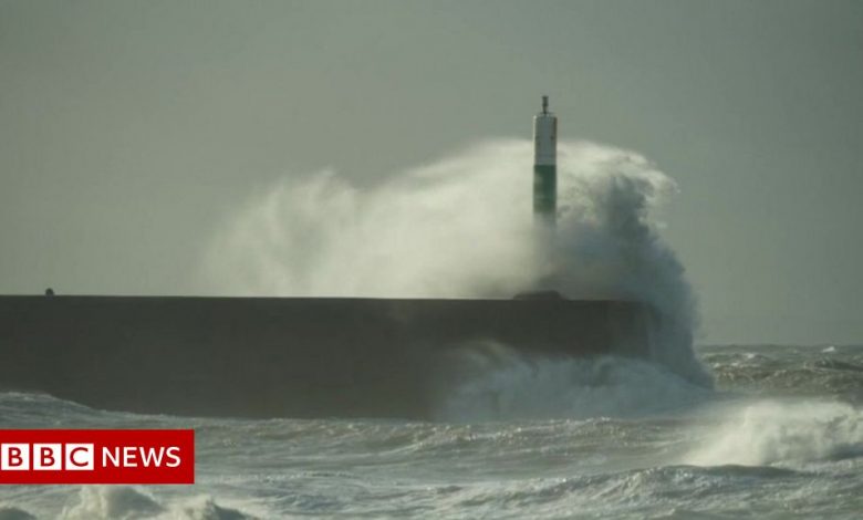 Storm Arwen: Trains halted, 13,000 without power in Wales