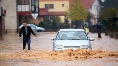 Bosnia floods: Heavy rain prompts evacuations, school closures