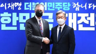 U.S., South Korea discuss how to resume talks with North Korea