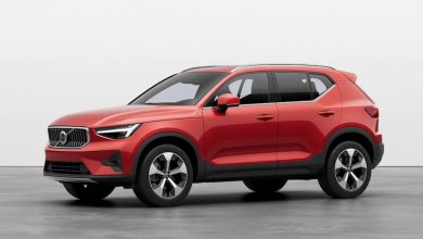 Volvo XC40 gets interesting hint about mid-cycle update