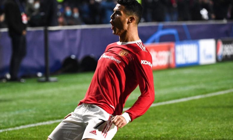 Champions League: Cristiano Ronaldo goal salvages dramatic point for Manchester United