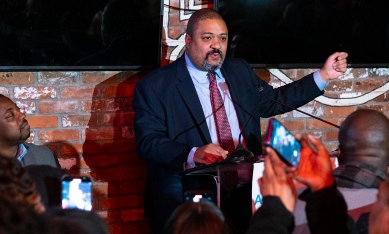 Alvin Bragg makes history as Manhattan's first ever Black district attorney