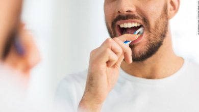How long should you brush your teeth?  Here are some tips from the experts
