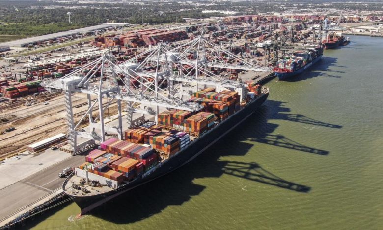 Texas Gov. Abbott thinks he can attract cargo to Texas ports due to delays in California. Here's why that makes no sense