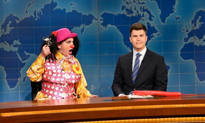 'SNL,' often lamented by critics, draws rave reviews thanks to Cecily Strong