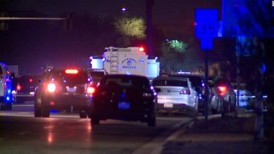Murder suspect killed by marshals' task force outside Phoenix airport