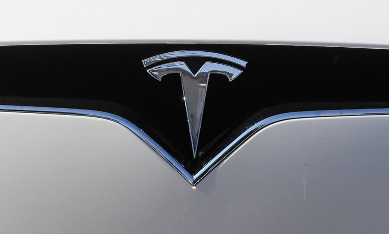 U.S. opens probe into Tesla's Autopilot over emergency vehicle crashes