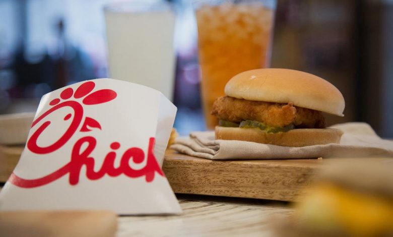 Chick-fil-A will be closed on Christmas weekend