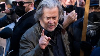 Analysis: Steve Bannon's Circus Cuts Tough Legal Strategy Of The January 6 Inquiry