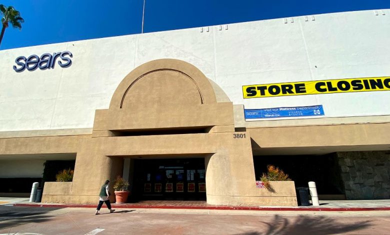 This could finally be the last of Sears and Kmart's holiday shopping season