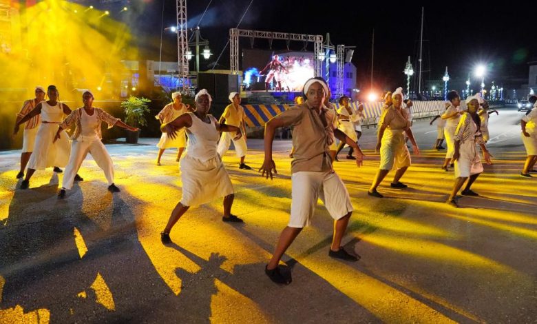 Barbados celebrates the beginning of a republic