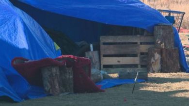 Wetaskiwin encampment to get temporary warming shelters amid demands for permanent housing