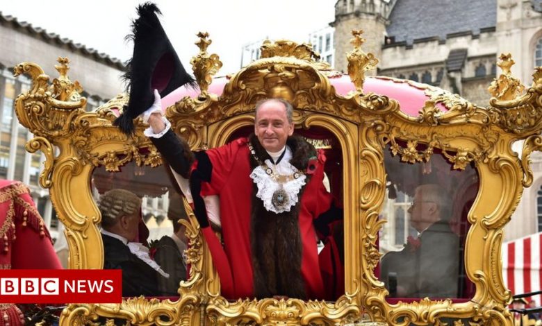 Lord Mayor's Show returns to London streets after lockdown