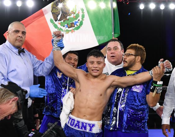 Mexican brawler Isaac Cruz steps up as the new opponent for Gervonta Davis on Dec. 5