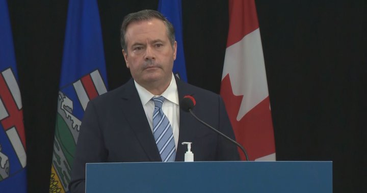 Alberta Premier Jason Kenney denies scapegoating chief medical officer for COVID-19 failures