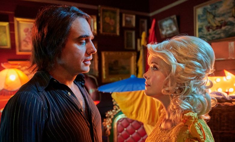 First Look from Dolly Parton Musical Dramedy – The Hollywood Reporter