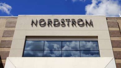 80 people stormed into a Nordstrom store in the San Francisco Bay Area and stole merchandise: NPR