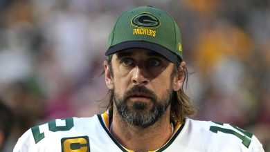 Health care company cuts ties with Aaron Rodgers after COVID-19 vaccine comments : NPR