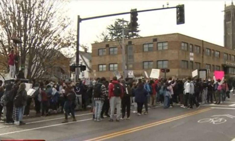 Dozens of Quincy HS students walk out of class after fight sparked by racist video – Boston News, Weather, Sports